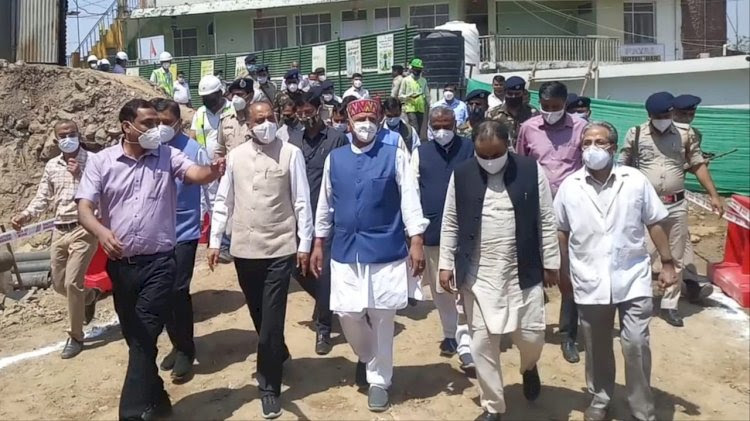 कोविड 19 की समीक्षा के लिए नाहन पहुंचे सीएम जयराम ठाकुर, आइसोलेशन सेंटर का किया दौरा