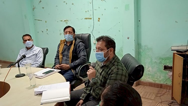 कोविड- 19 तथा सूखे की स्थिति को लेकर एसडीएम संगड़ाह की संबंधित अधिकारियों के साथ बैठक !