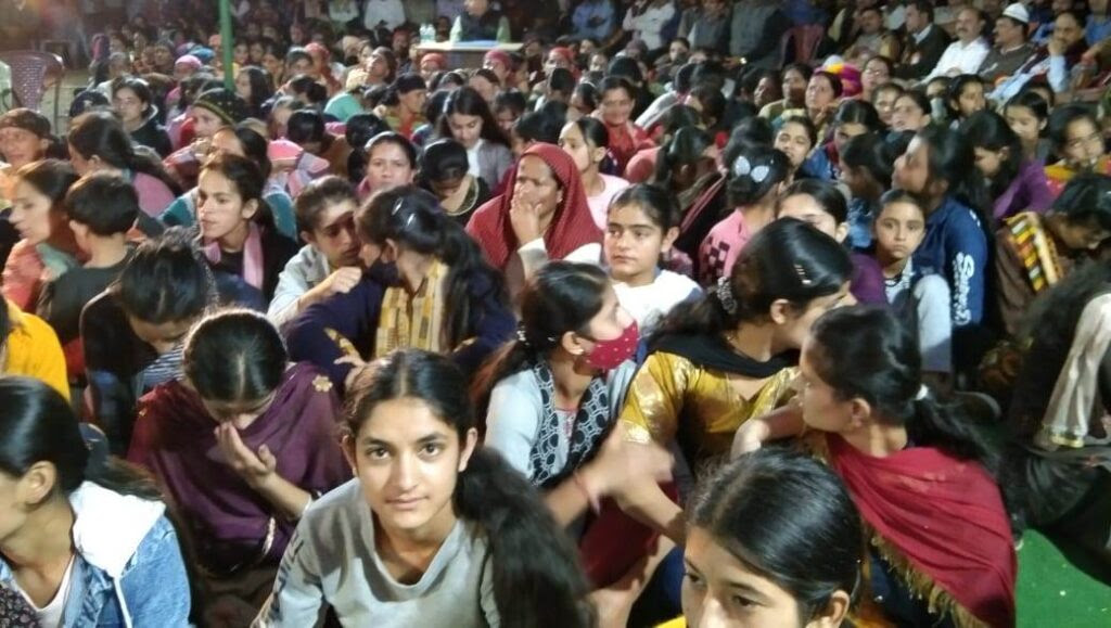 कफोटा: गांधी जयंती मेले के दौरान लोक नाटियों पर देर रात तक झूमे लोग