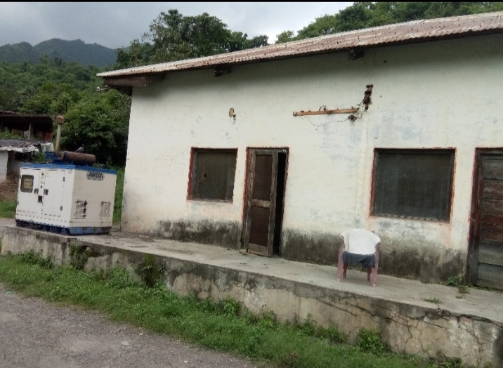 अव्यवस्था का शिकार हुआ मिल्क चिलिंग प्लांट मरयोग