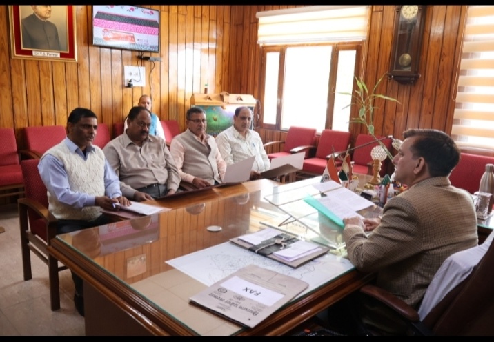 फोटोयुक्त मतदाता सूची के पुनरीक्षण में सहयोग करें सभी राजनीतिक दल -आर.के. गौतम