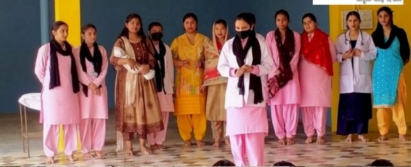 माता पद्मावती नर्सिंग कॉलेज में मनाया मिडवाइफ दिवस।