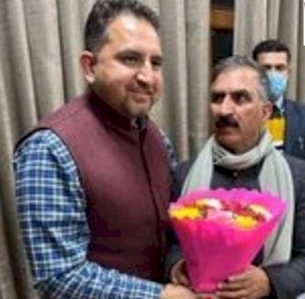 आंखें खोलकर देखें उद्योग मंत्री नजर आएगा अवैध खनन : प्रदीप चौहान।