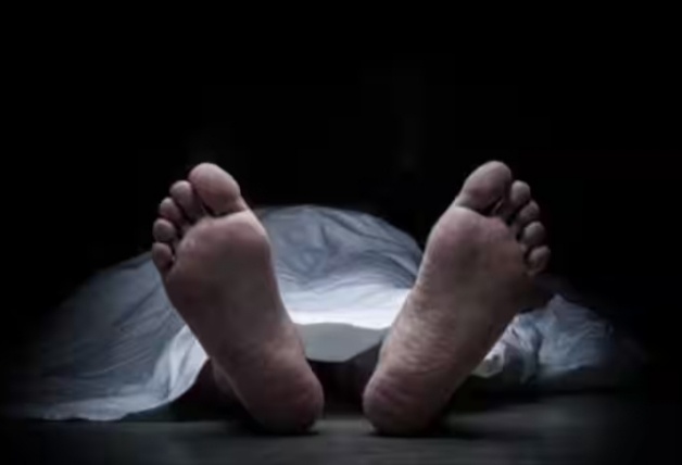 ढ़ाग से 42 वर्षीय व्यक्ति के गिरने से दर्दनाक मौत