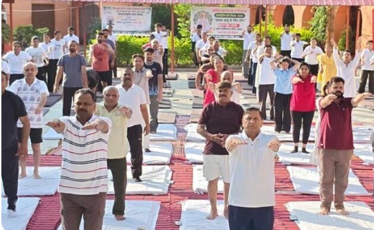 भारत की प्राचीन विरासत योग को जीवनशैली का हिस्सा बनाएं : डा बिंदल