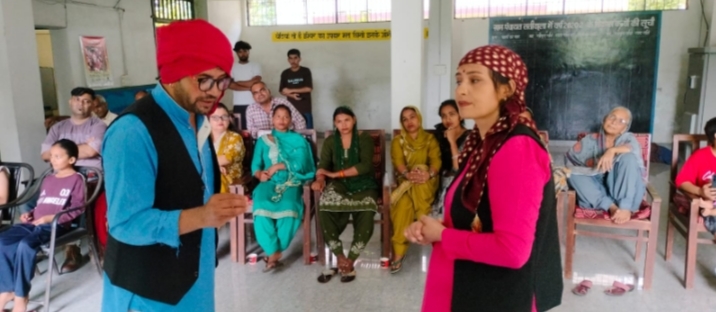 बनकलां और सतीवाला में बताई सरकार की योजनाएं, नशे के विरुद्ध भी किया जागरूक