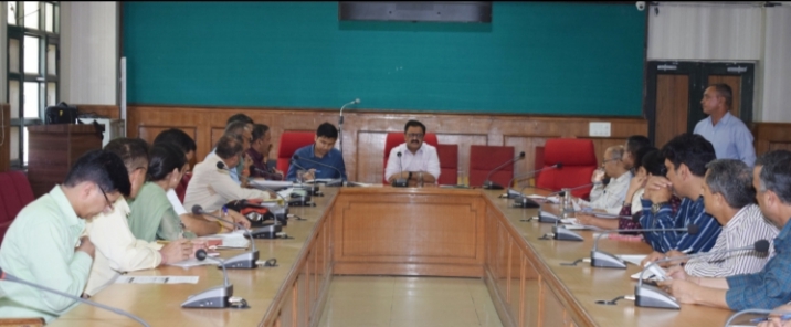 सार्वजनिक वितरण प्रणाली एवं ज़िला स्तरीय सतर्कता समिति की समीक्षा बैठक आयोजित