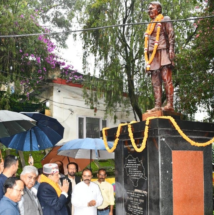डॉ. शांडिल ने हिमाचल निर्माता स्व. डॉ. वाई.एस. परमार को किया याद