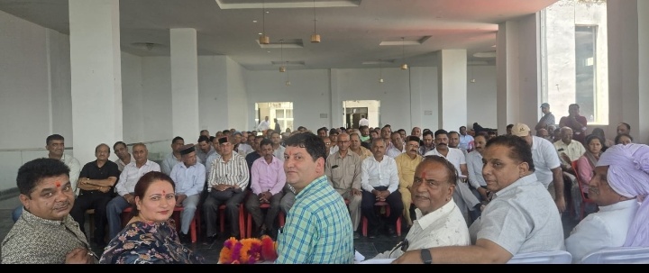 पच्छाद में विकास चर्चा बैठक, प्रदेश सरकार पच्छाद की उपलब्धियों को घर-घर पहुंचाने का आह्वान
