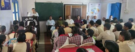 भाखड़ा तथा नकराणा स्कूलों में करियर काउंसलिंग एवं विभागीय जागरूकता कार्यक्रम आयोजित