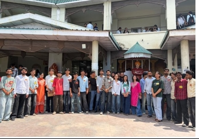 नाहन कालेज में एबीवीपी की नव गठन कार्यकारिणी में रमन शर्मा बने अध्यक्ष व प्रवीण ठाकुर बने मंत्री