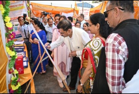संजय अवस्थी ने विकासात्मक प्रदर्शनियों का किया विधिवत शुभारम्भ