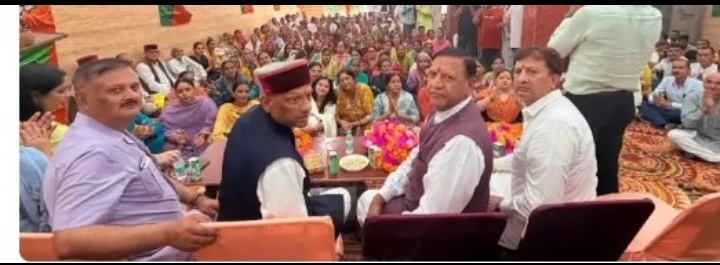 गोरखुवाला में भाजपा महिला मोर्चा का हल्लाबोल, सरकार के खिलाफ जमकर गरजे