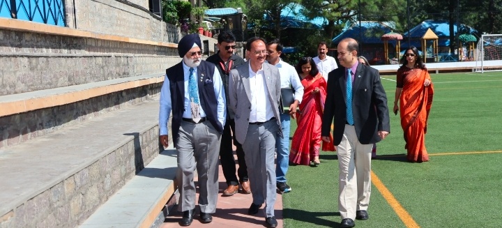जीवन को सफल बनाने के लिए कठिन परिश्रम व दृढ़ संकल्प अत्यंत आवश्यक – हर्षवर्द्धन चौहान