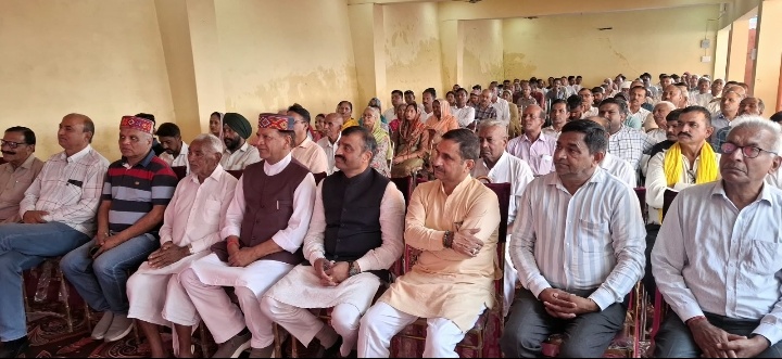 नाहन विधानसभा क्षेत्र की बर्मा पापड़ी पंचायत में जिला स्तरीय ‘विकसित भारत संकल्प सभा — सेवा ज्योति यात्रा’ आयोजित: डा राजीव बिंदल