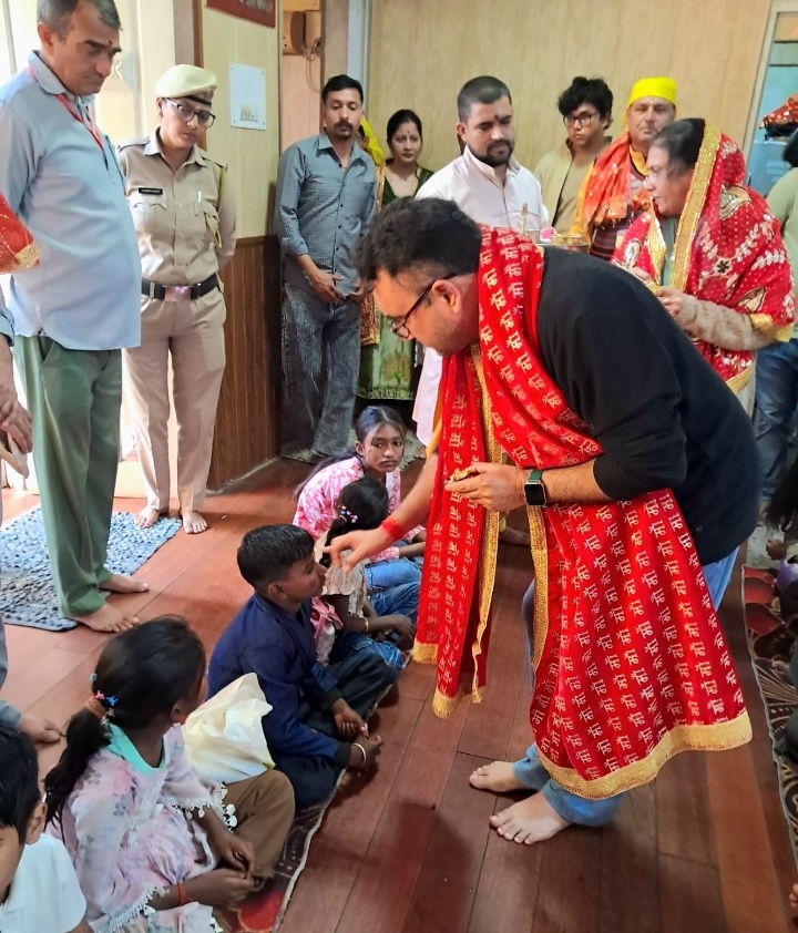 महामाया बालासुंदरी त्रिलोकपुर मंदिर के अश्विनी नवरात्रों का एसडीएम राजीव सांख्यान ने विधिवत समापन किया