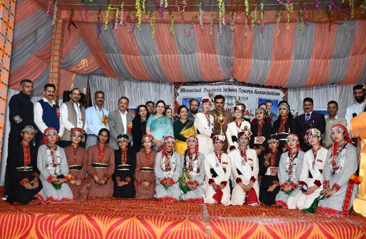 लोक संस्कृति के संवर्धन के साथ युवा प्रतिभाओं को मंच प्रदान करना सांस्कृतिक प्रतियोगिताओं का उद्देश्य- संजय अवस्थी
